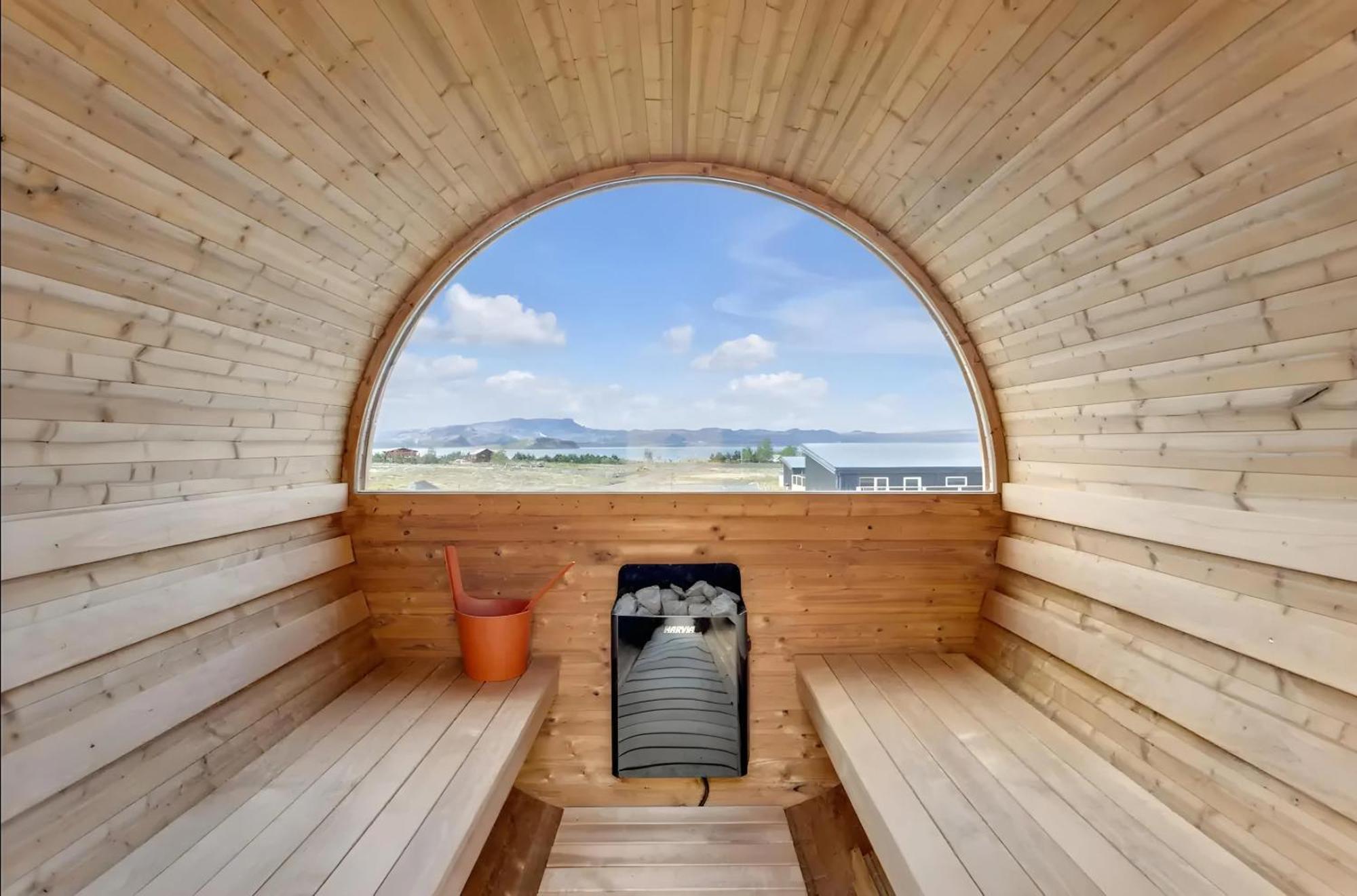 Cozy Cabin With Hot Tub & Sauna - Ultimate Retreat Veithilundur エクステリア 写真