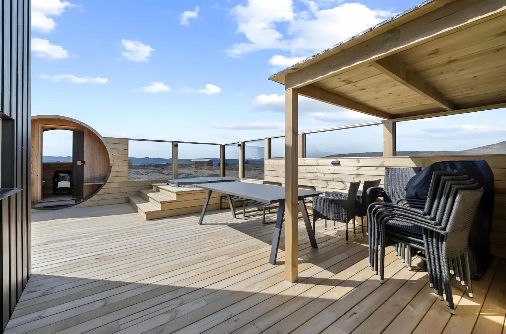 Cozy Cabin With Hot Tub & Sauna - Ultimate Retreat Veithilundur エクステリア 写真